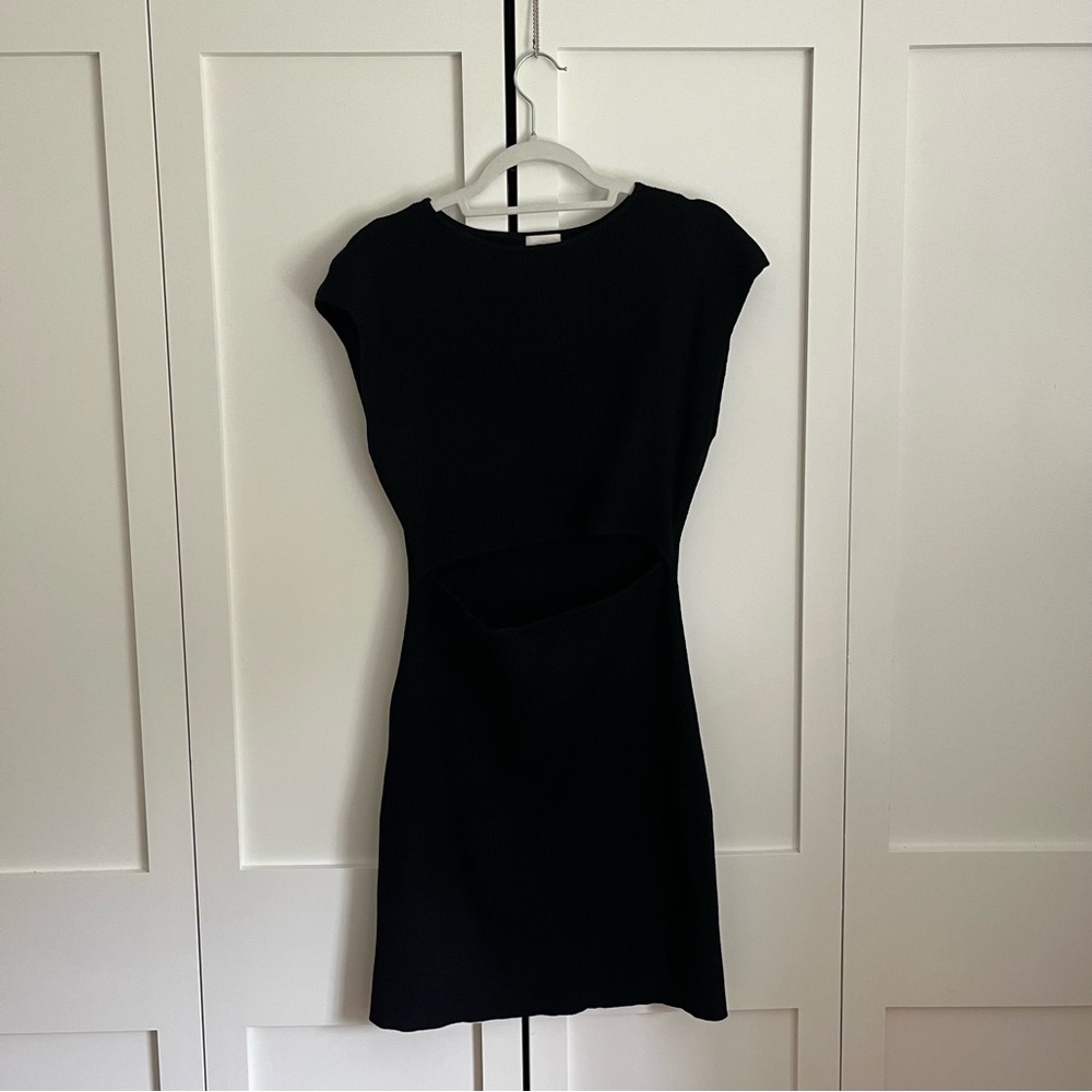 Wilfred Black Sheath Mini Dress Cap Sleeve Crew Neck